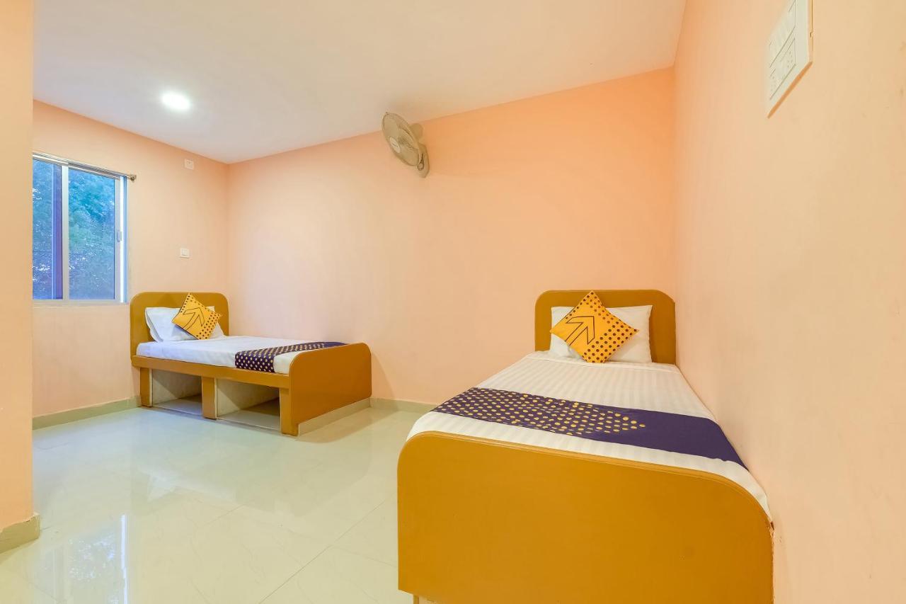Spot On 64778 Msr Convention Hall Hotel Tirupati Exterior photo